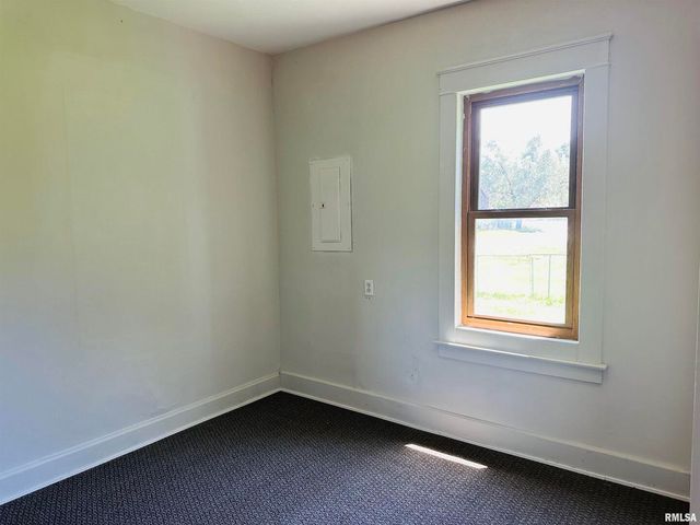 602 5TH Street, Rock Island, IL 61201