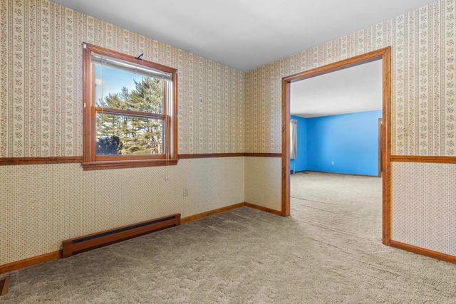 26 Emily Lane, Newbury, NH 03255