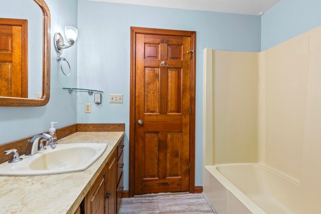 26 Emily Lane, Newbury, NH 03255