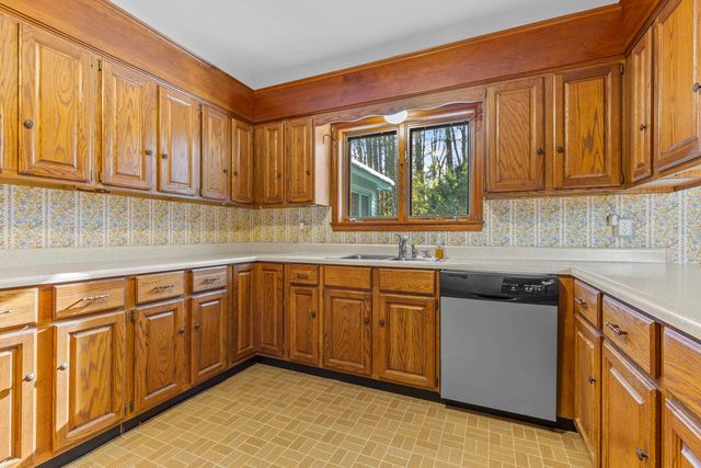 26 Emily Lane, Newbury, NH 03255