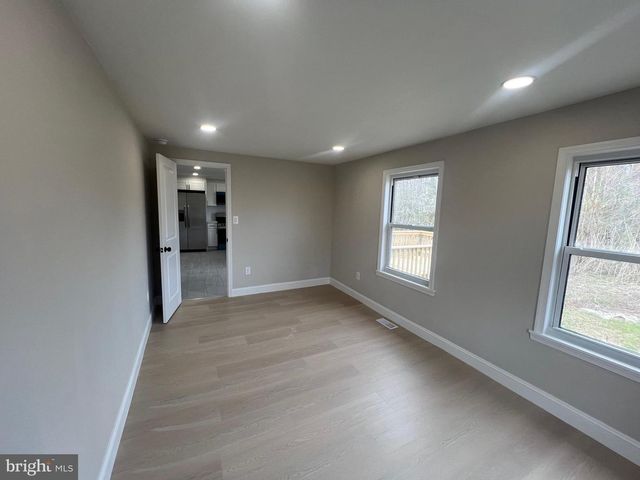 147 FURSIN AVE, Buena, NJ 08310