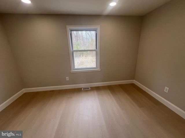 147 FURSIN AVE, Buena, NJ 08310