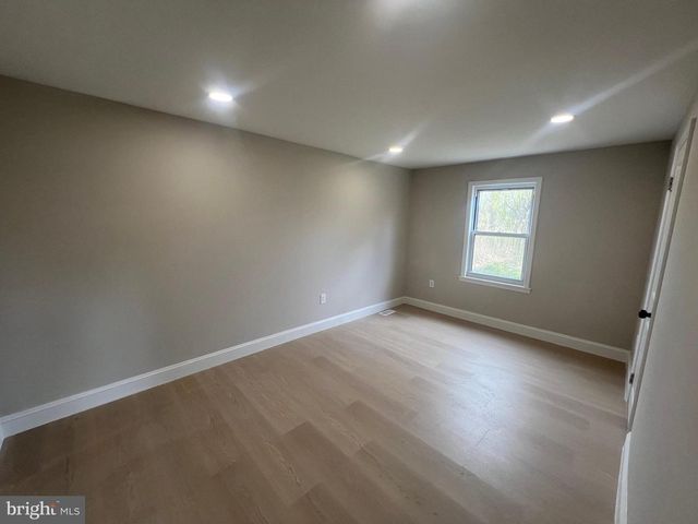 147 FURSIN AVE, Buena, NJ 08310