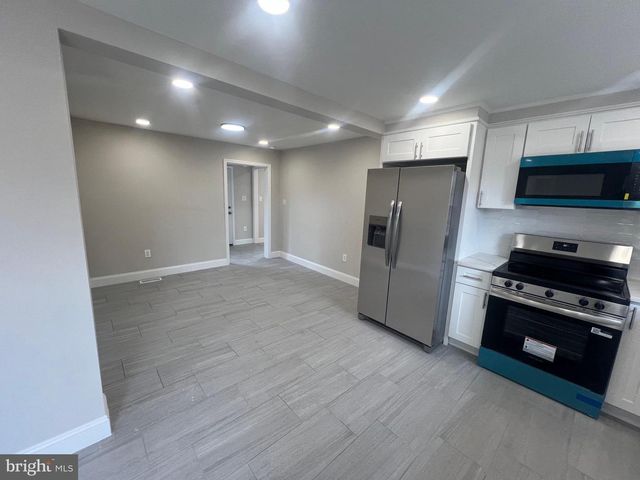 147 FURSIN AVE, Buena, NJ 08310