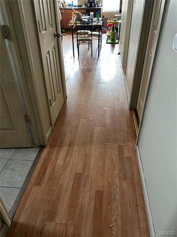 3837 S Compton Avenue, St Louis, MO 63118