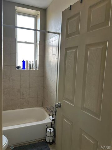 3837 S Compton Avenue, St Louis, MO 63118