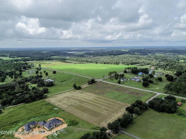 28695 Bahia Hill Drive, Brooksville, FL 34602