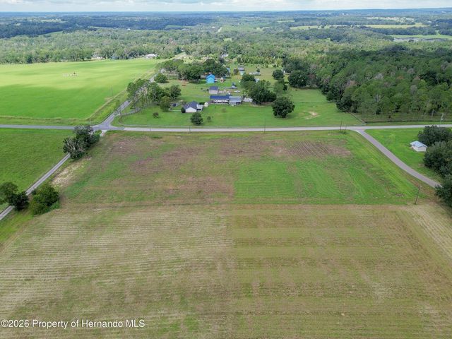 28695 Bahia Hill Drive, Brooksville, FL 34602