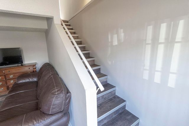 201 WHEATON CT, Columbia, MO 65203