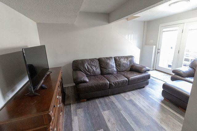 201 WHEATON CT, Columbia, MO 65203