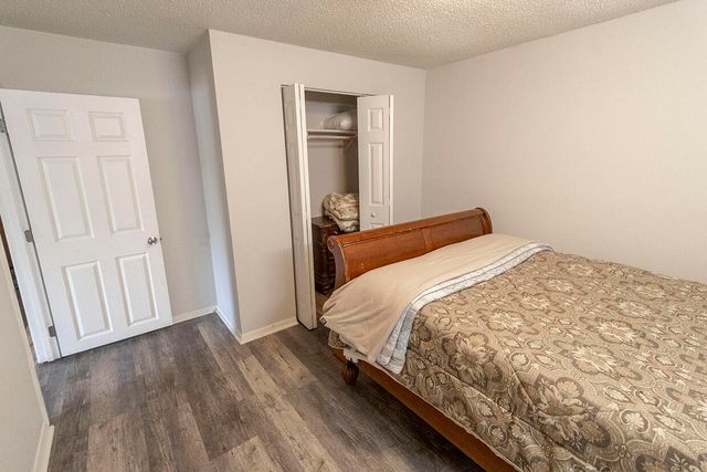 201 WHEATON CT, Columbia, MO 65203