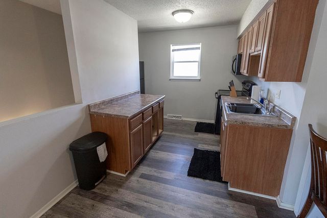 201 WHEATON CT, Columbia, MO 65203