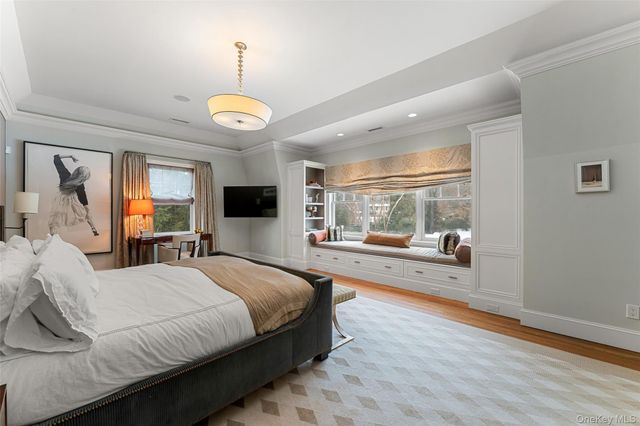 35 Eton Road, Scarsdale, NY 10583