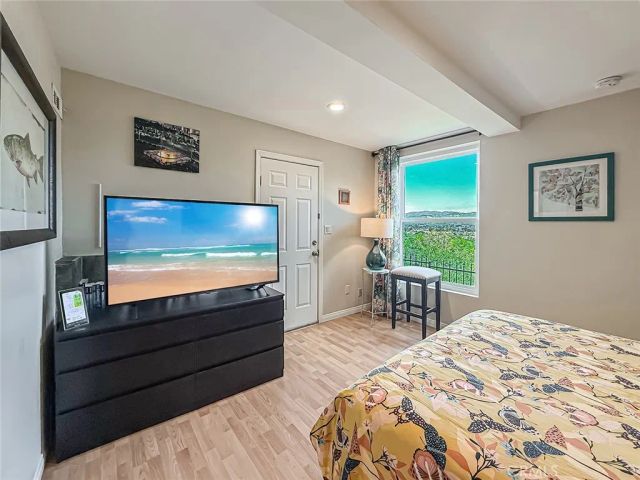 1059 Alta Vista, Simi Valley, CA 93063