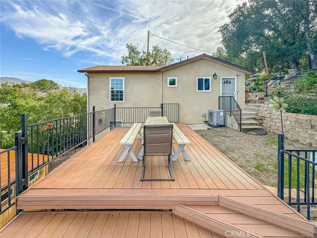 1059 Alta Vista, Simi Valley, CA 93063