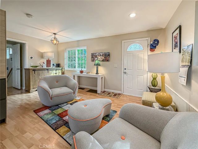 1059 Alta Vista, Simi Valley, CA 93063