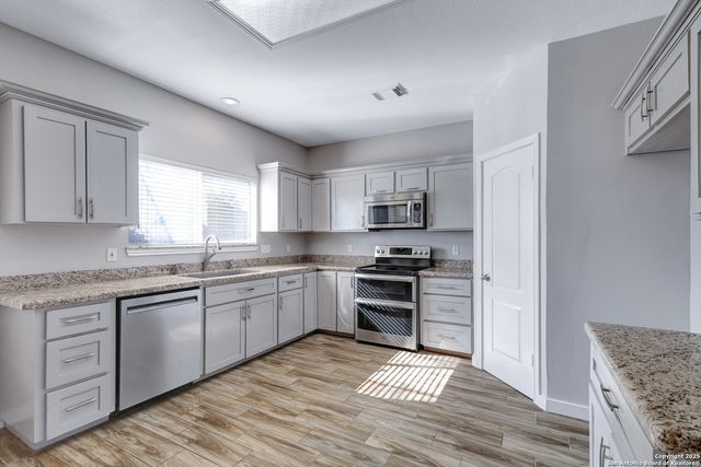 15042 Stonetower, San Antonio, TX 78248