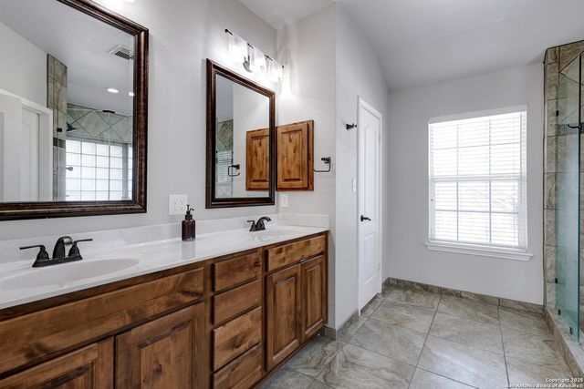 15042 Stonetower, San Antonio, TX 78248