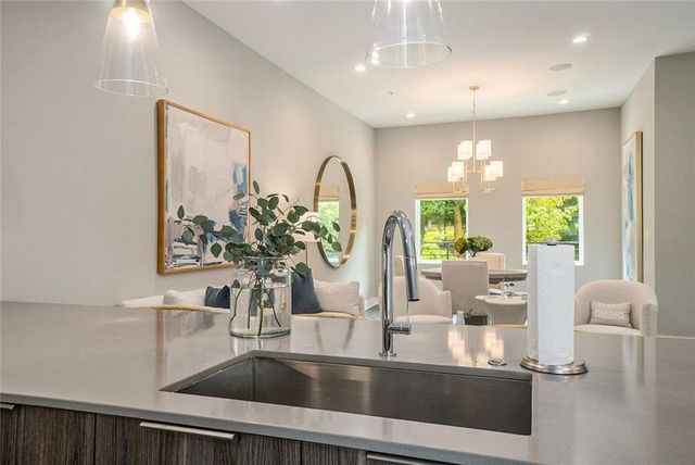 1099 North NE Avenue 14, Atlanta, GA 30307