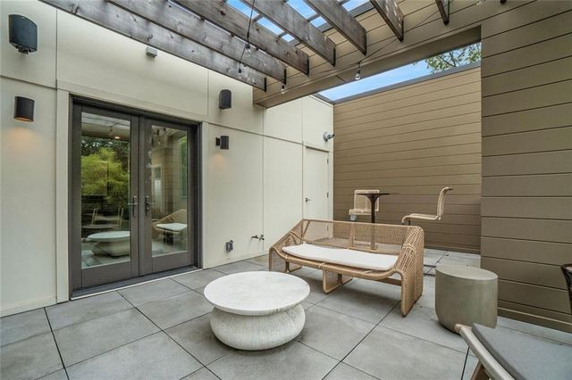 1099 North NE Avenue 14, Atlanta, GA 30307