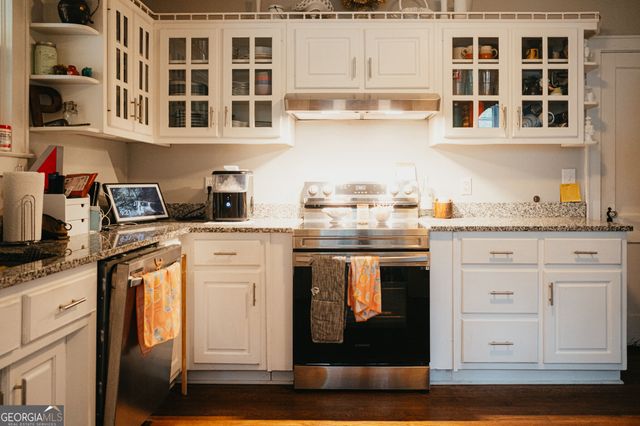 195 W Hightower Trail, Social Circle, GA 30025