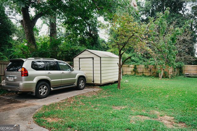 195 W Hightower Trail, Social Circle, GA 30025