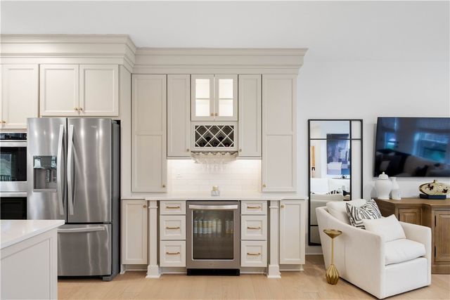 423 Magnolia Dr, Peters Twp, PA 15367