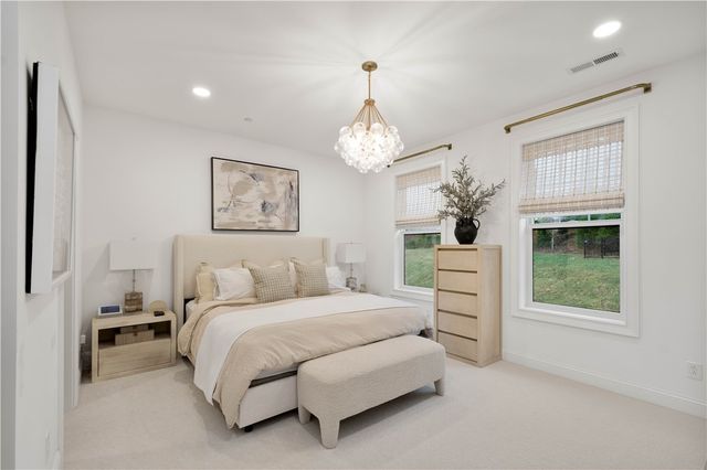 423 Magnolia Dr, Peters Twp, PA 15367