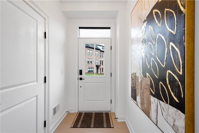 423 Magnolia Dr, Peters Twp, PA 15367