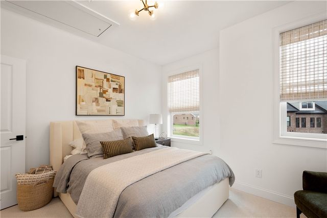 423 Magnolia Dr, Peters Twp, PA 15367