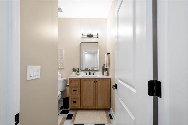 423 Magnolia Dr, Peters Twp, PA 15367