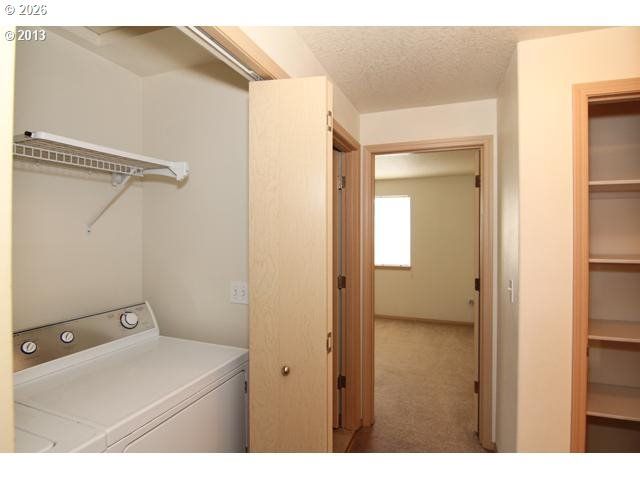 1552 E 3RD St, Newberg, OR 97132