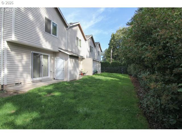 1552 E 3RD St, Newberg, OR 97132