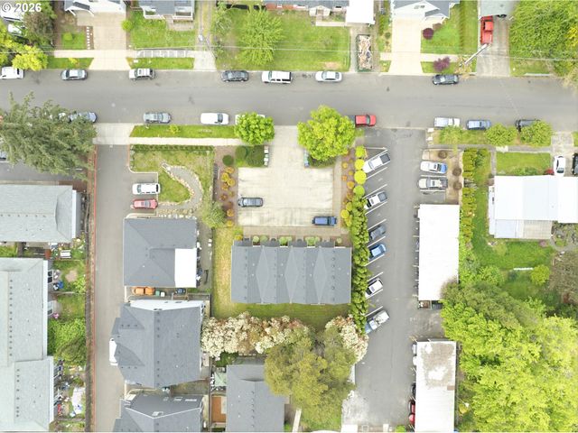 1552 E 3RD St, Newberg, OR 97132