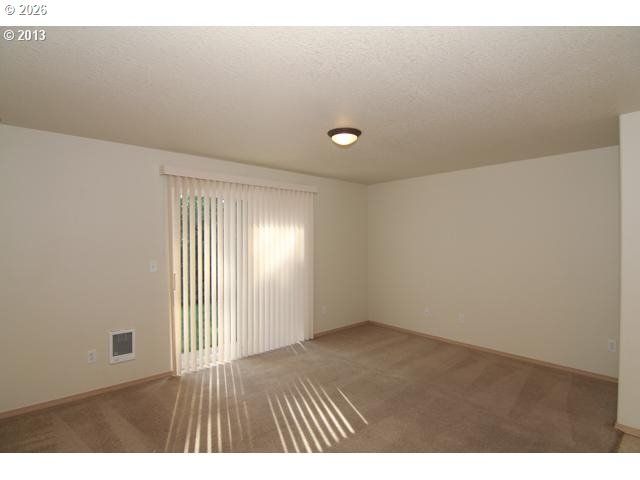 1552 E 3RD St, Newberg, OR 97132