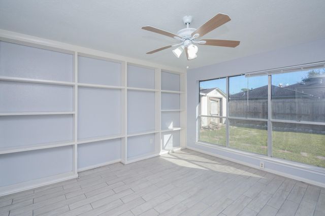 2308 Gunston Ct, Sugar Land, TX 77479