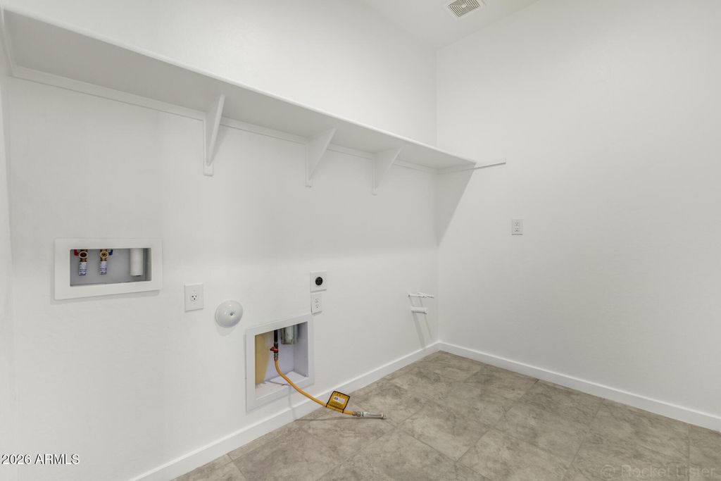 Image 33 of property listing at 12655 W COUNTRY CLUB Trail, Sun City West, AZ 85375