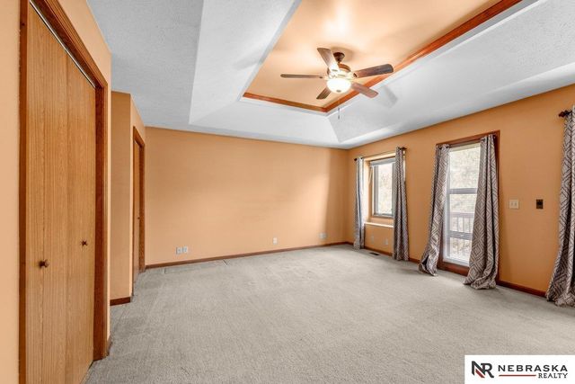 8924 N 83rd Avenue, Omaha, NE 68122