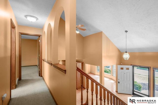 8924 N 83rd Avenue, Omaha, NE 68122