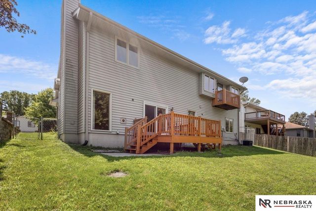 8924 N 83rd Avenue, Omaha, NE 68122