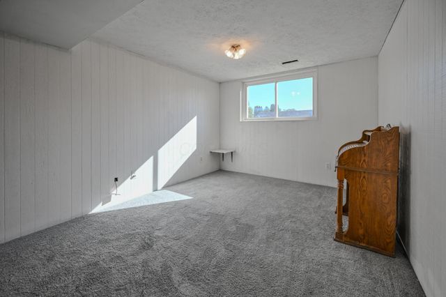 3231 Vineyard Street, Springfield, OH 45503