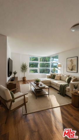 4018 Camero Avenue, Los Angeles, CA 90027