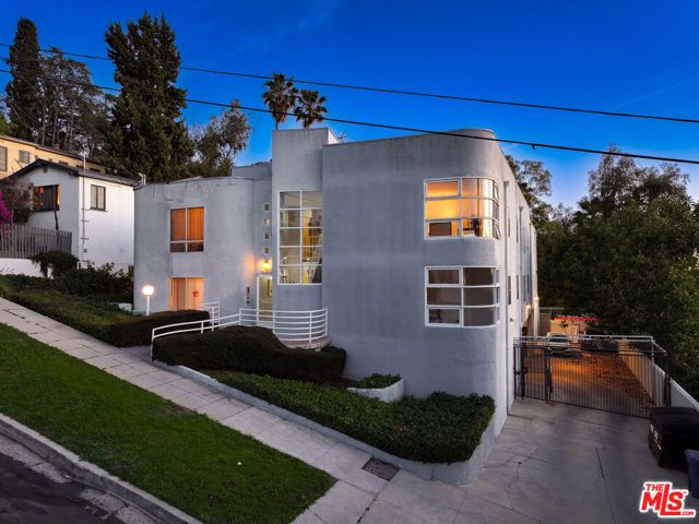 4018 Camero Avenue, Los Angeles, CA 90027