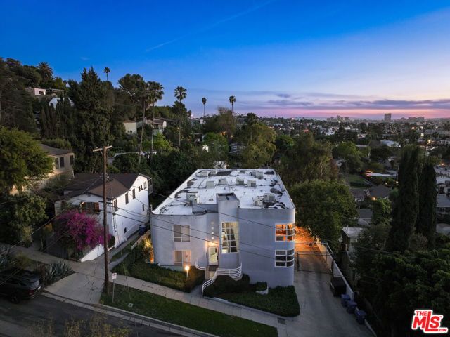 4018 Camero Avenue, Los Angeles, CA 90027