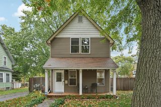 1094 Argyle Street, Saint Paul, MN 55103