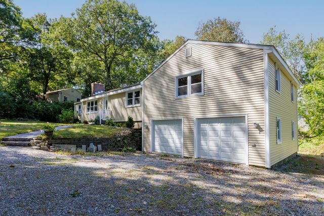 239-A Rockledge Road, Lyme, CT 06371