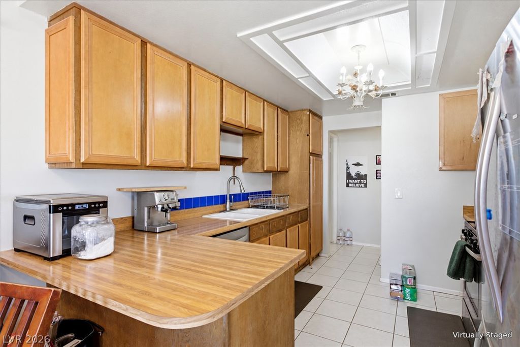 3960 Grapefruit Circle, Las Vegas, NV 89103 — photo 2