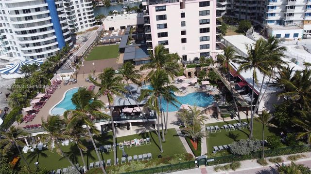 5225 Collins Ave 1204, Miami Beach, FL 33140