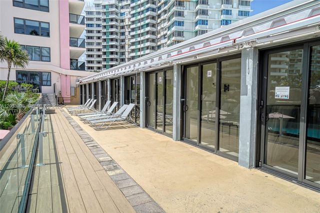 5225 Collins Ave 1204, Miami Beach, FL 33140