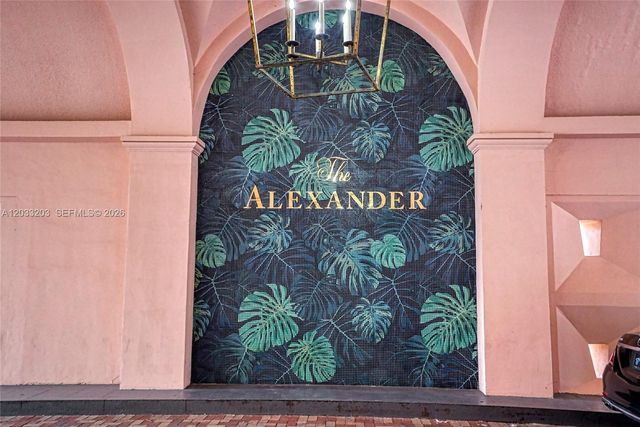 5225 Collins Ave 1204, Miami Beach, FL 33140